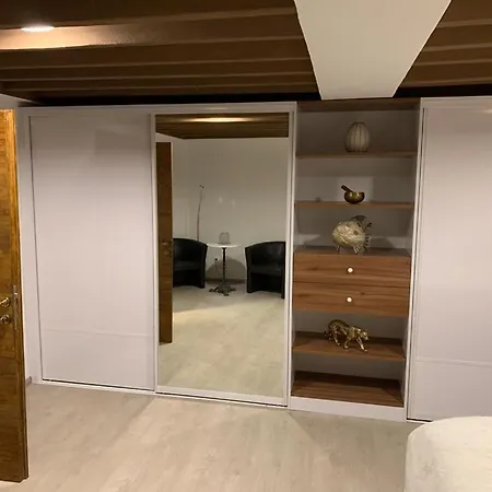Haus Karma Villa *